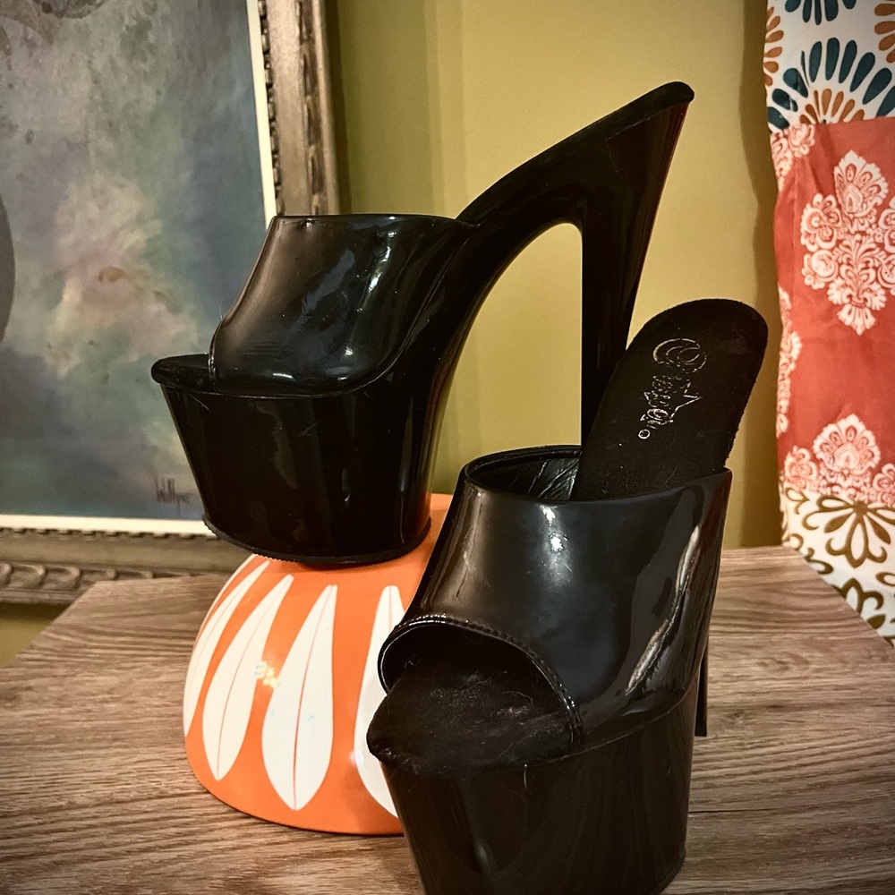 Elegant Black Platform Heels Pleaser Size 7 Platform Sexy